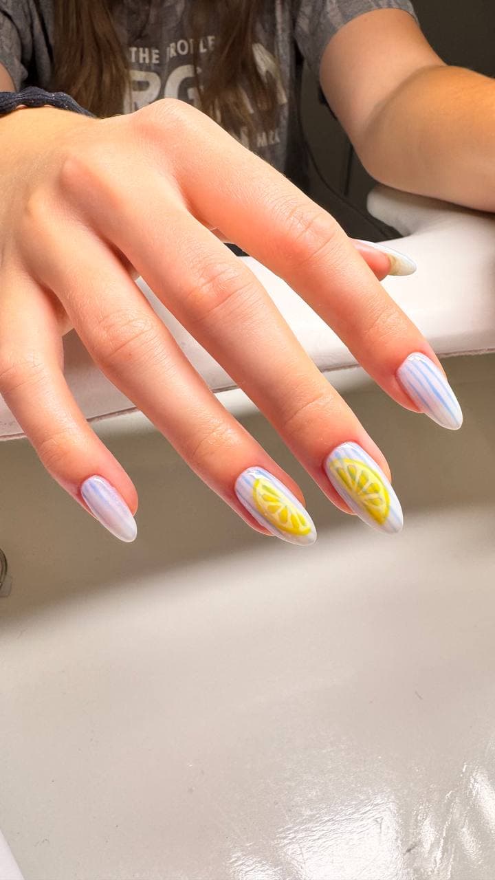 Nail work by Merii Nails Studio, photo 1